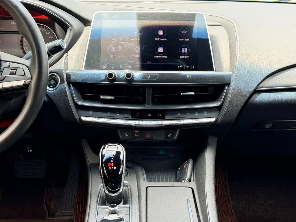 Cadillac CT5 — миниатюра 12