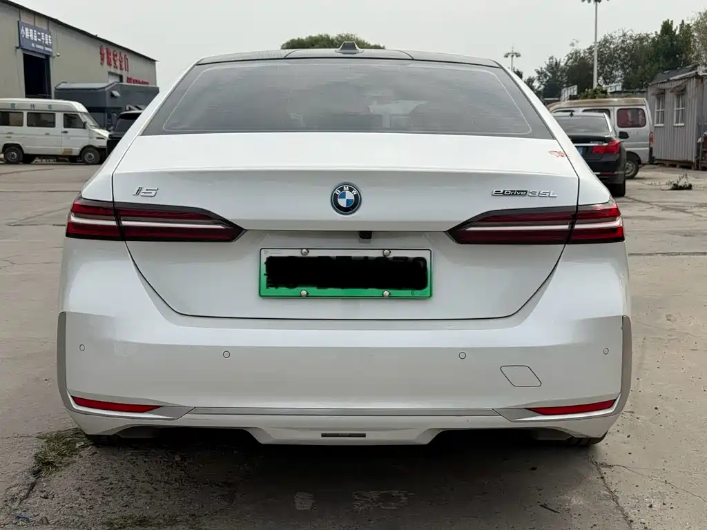 BMW i5 — миниатюра 4