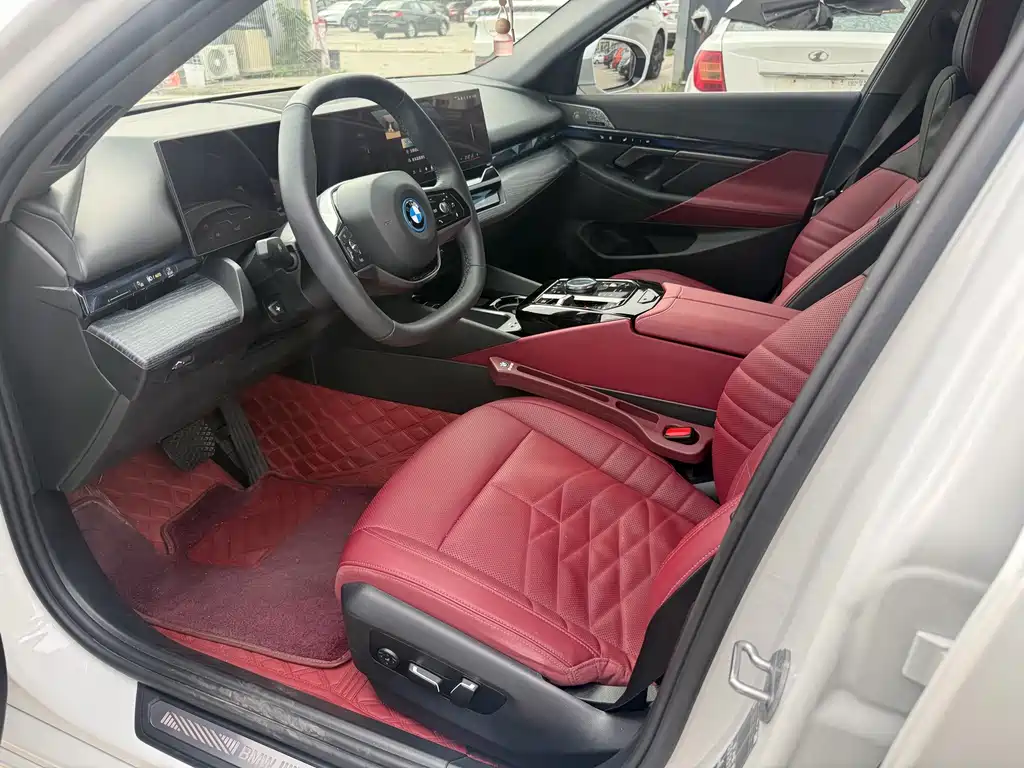 BMW i5 — миниатюра 5