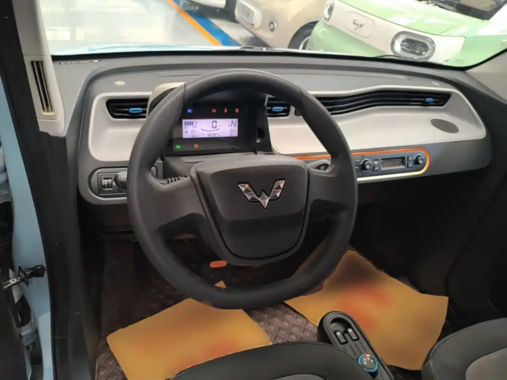 Wuling MINIEV — миниатюра 11