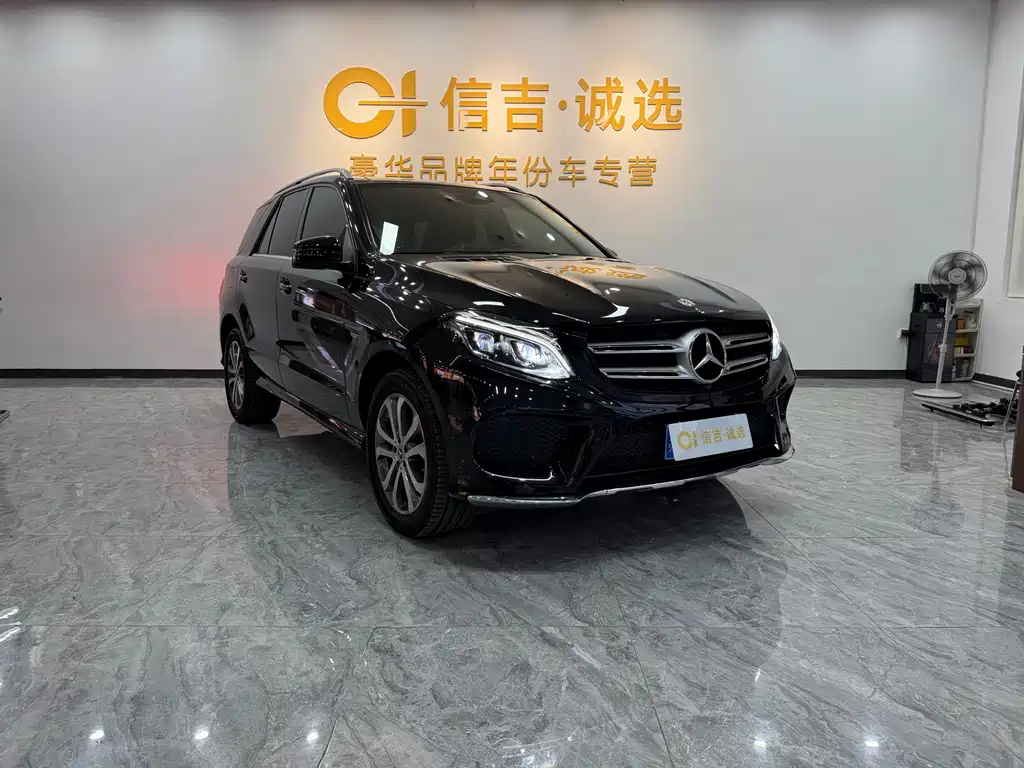 Mercedes-Benz GLE (Import) — миниатюра 2