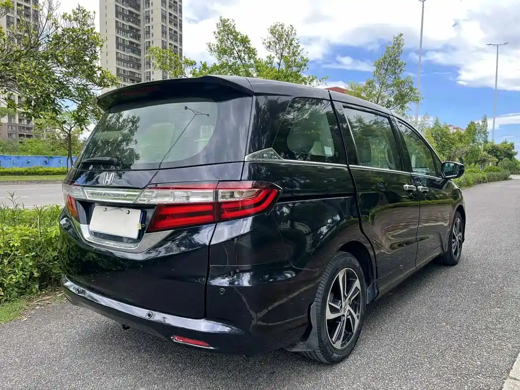 Honda Odyssey — миниатюра 7