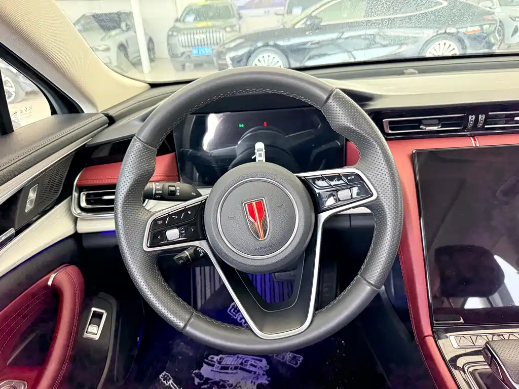 Hongqi H5 2025 2.0T AT