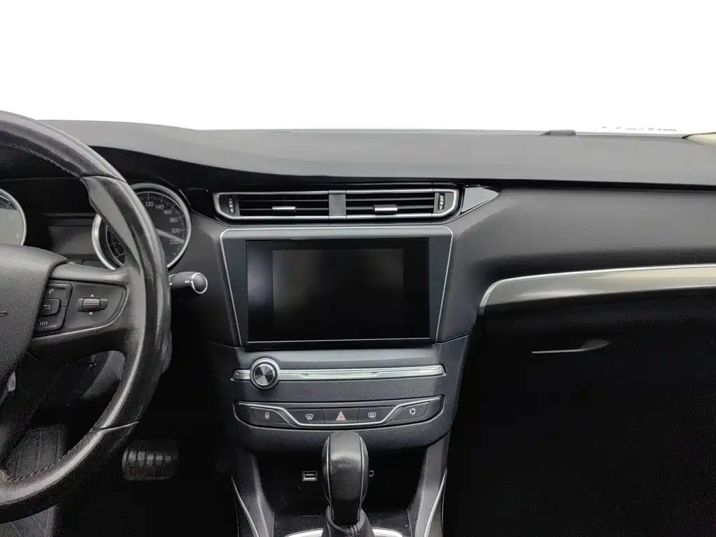 Peugeot 408 — миниатюра 12