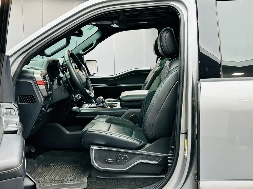 Ford F-150 Raptor — миниатюра 12