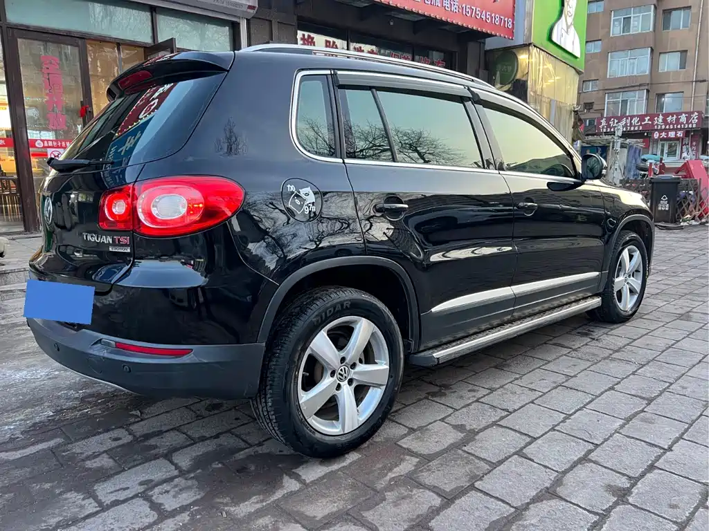 Volkswagen Tiguan — миниатюра 4