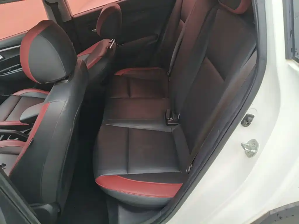 Kia KX Cross — миниатюра 17