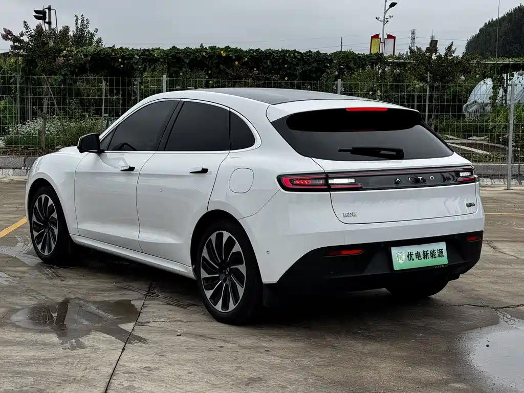 AITO Wenjie AITO M5 — миниатюра 6