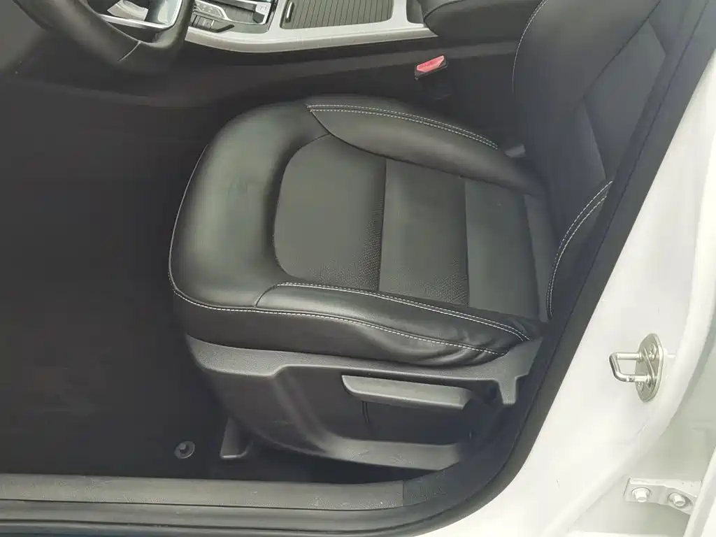 Geely Emgrand GS — миниатюра 20