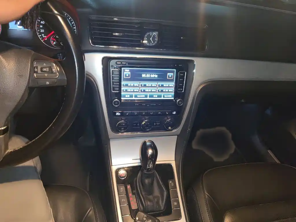 Volkswagen Passat — миниатюра 6