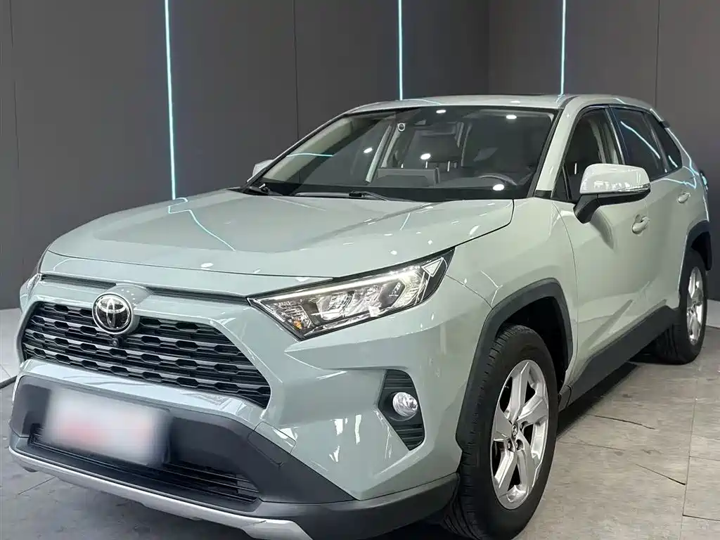 Toyota RAV4 2021