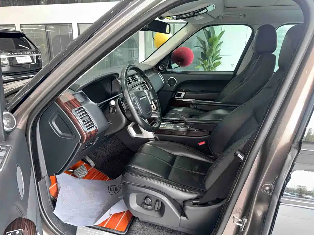 Land Rover Range Rover 2015 3.0 TDV6 Vogue