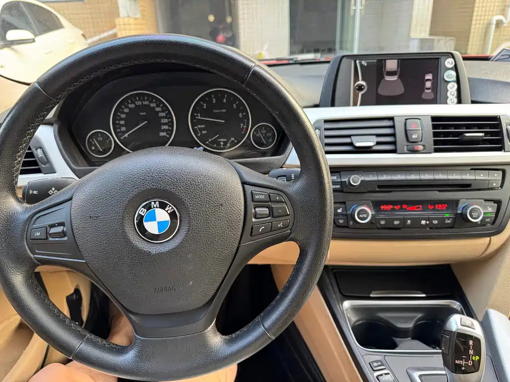 BMW 3 Series — миниатюра 17
