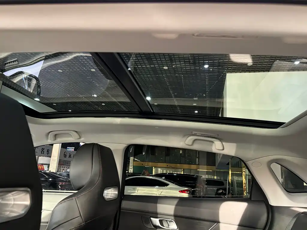 Changan UNI-K 2021 2.0T Luxury