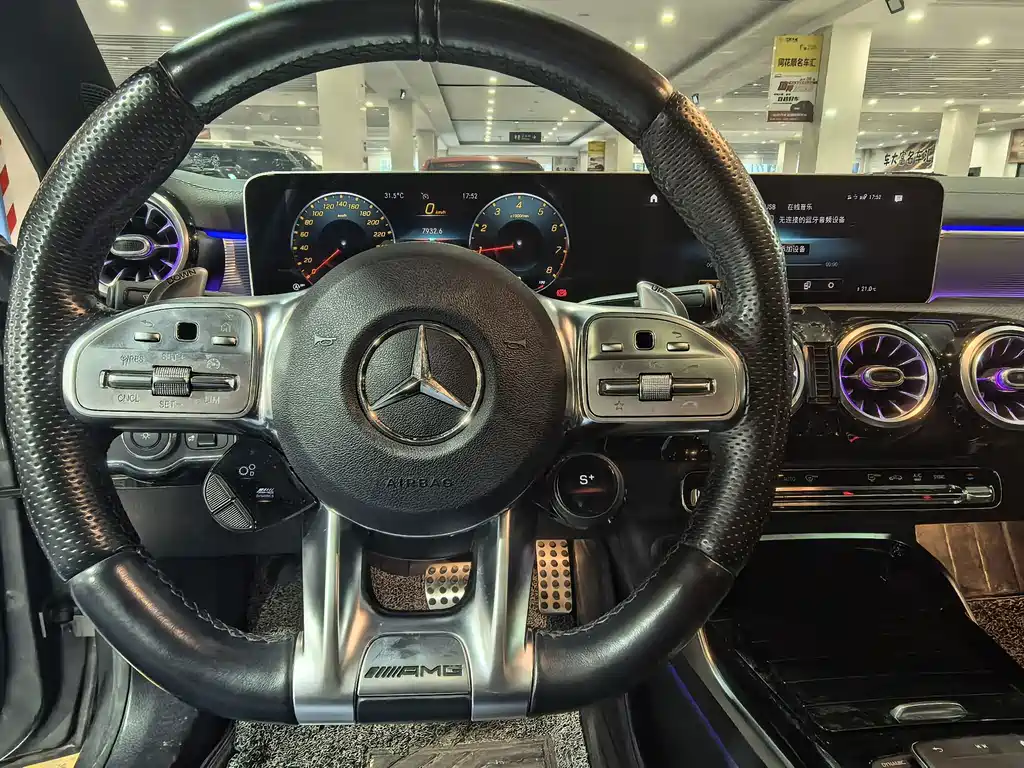 Mercedes-Benz A-Class AMG — миниатюра 11