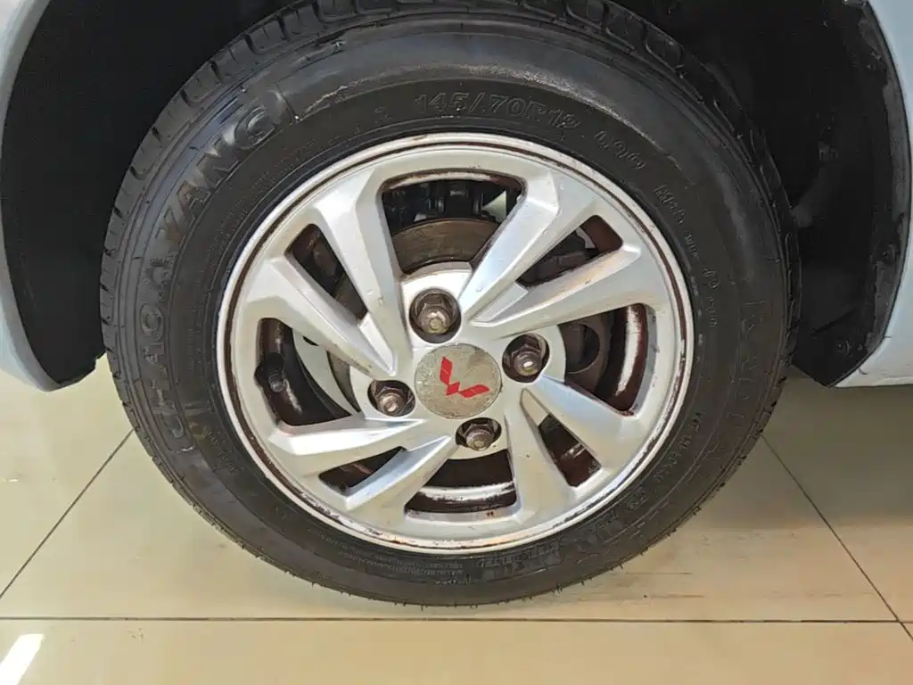 Wuling MINIEV — миниатюра 23