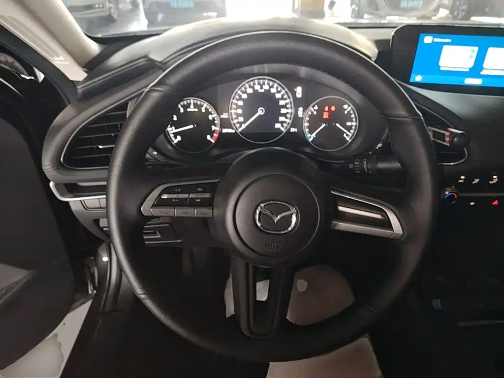 Mazda 3 Axela — миниатюра 11