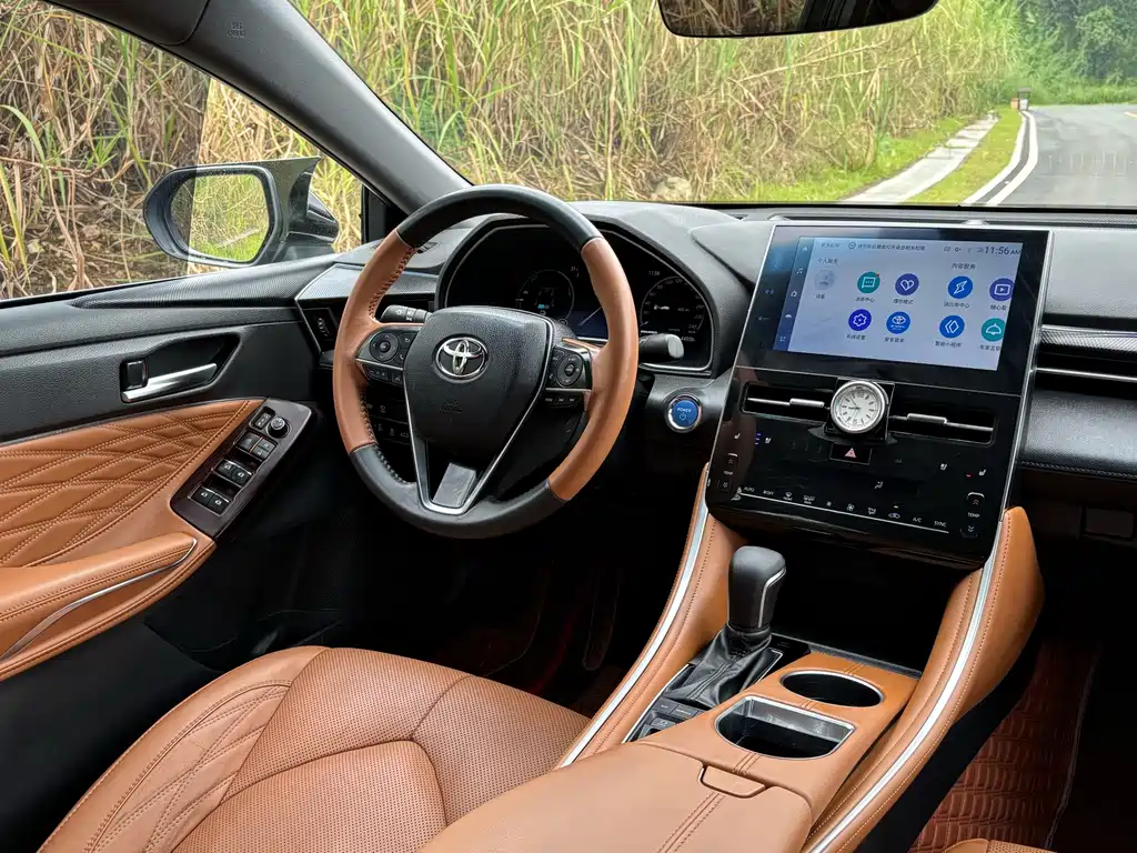 Toyota Avalon — миниатюра 7