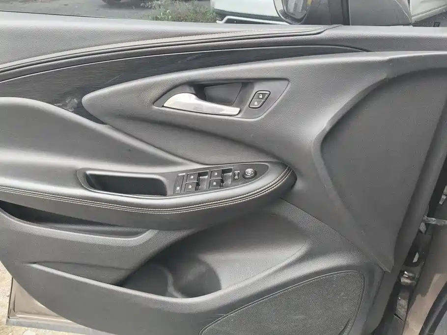 Buick Envision Plus — миниатюра 7