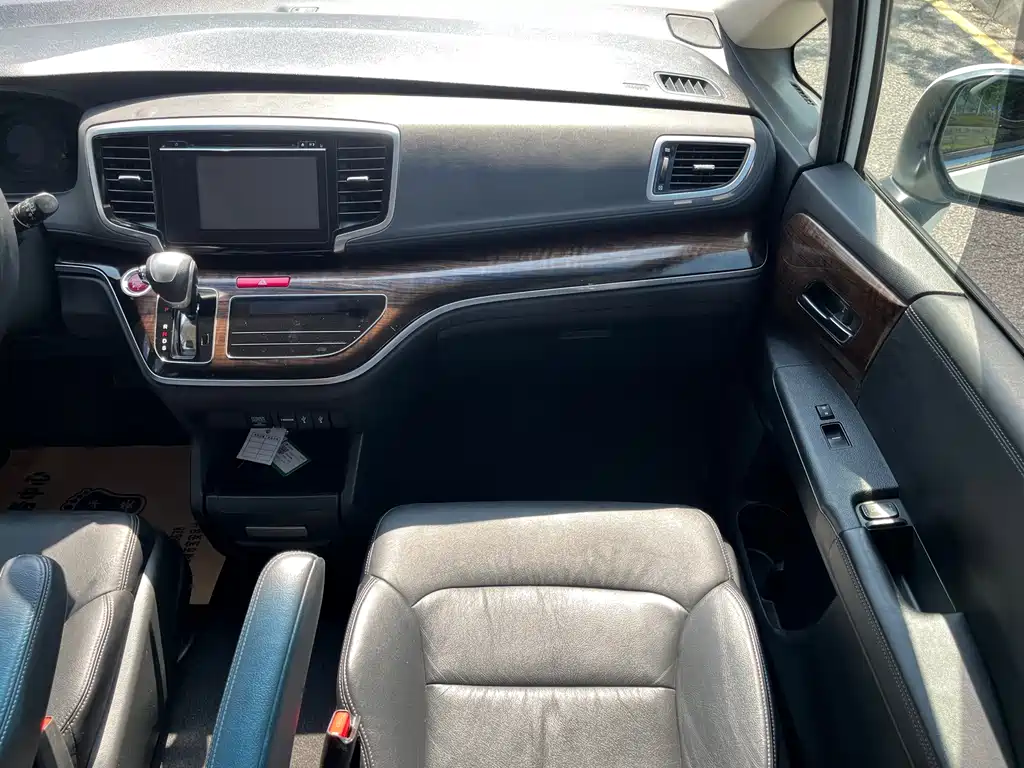 Honda Odyssey — миниатюра 14