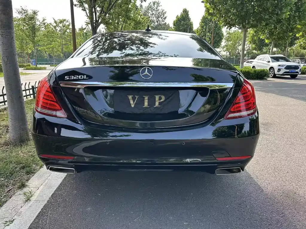 Mercedes-Benz S-Class — миниатюра 10