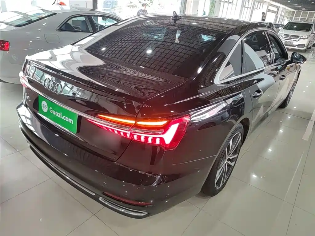 Audi A6L 2021 40 TFSI Luxury
