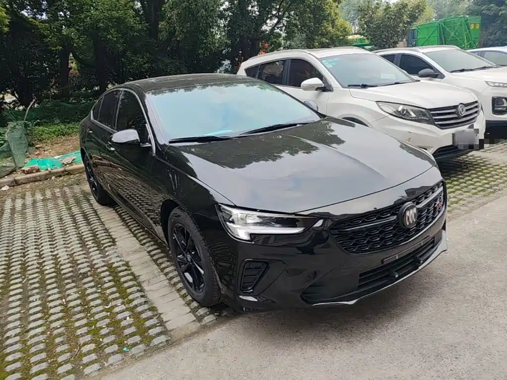 Buick Regal — миниатюра 4