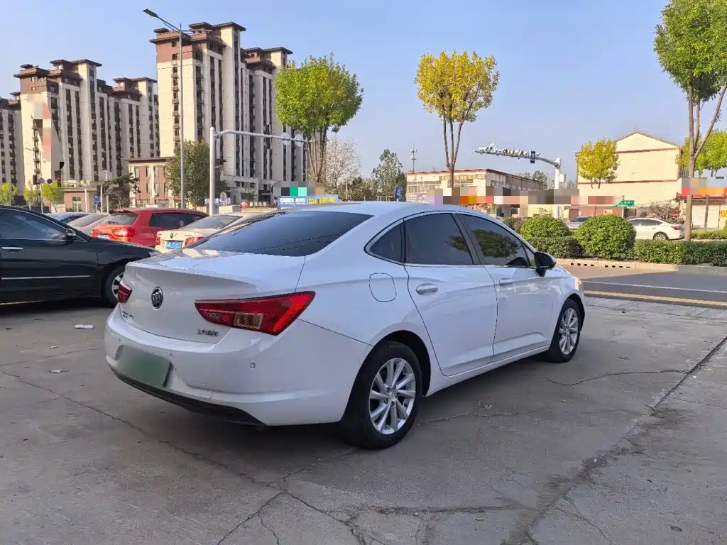 Buick Verano — миниатюра 5