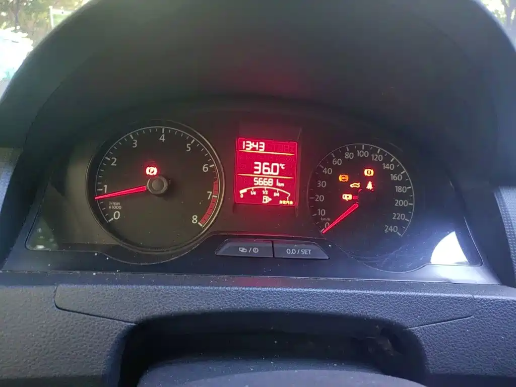 Volkswagen Santana — миниатюра 7