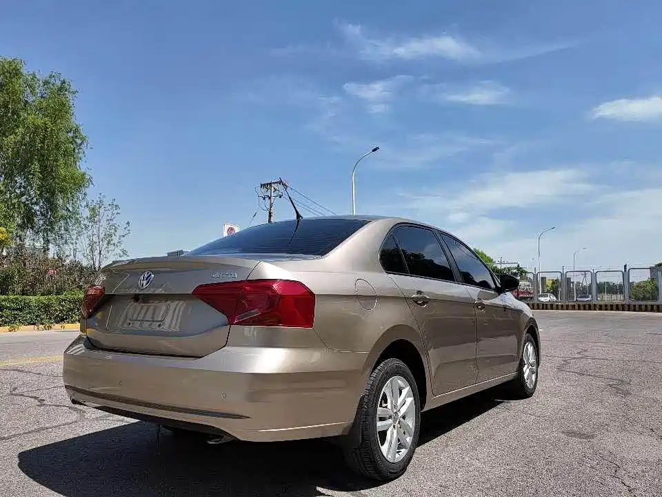Volkswagen Jetta — миниатюра 12
