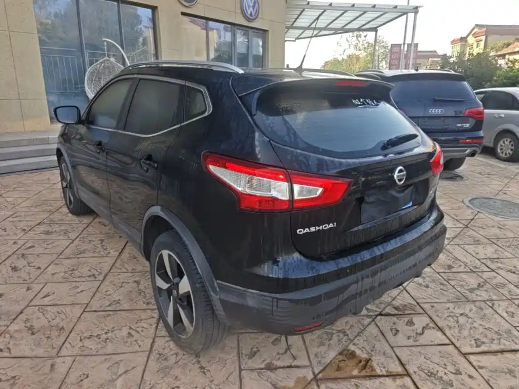 Nissan Qashqai — миниатюра 5