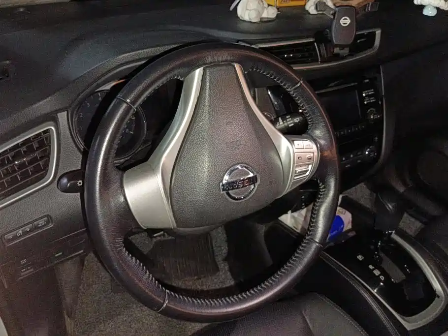 Nissan X-Trail — миниатюра 15