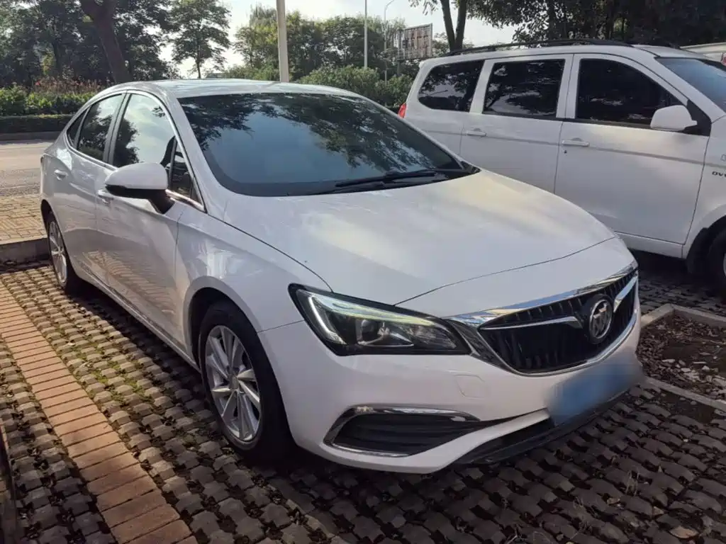 Buick Verano — миниатюра 4