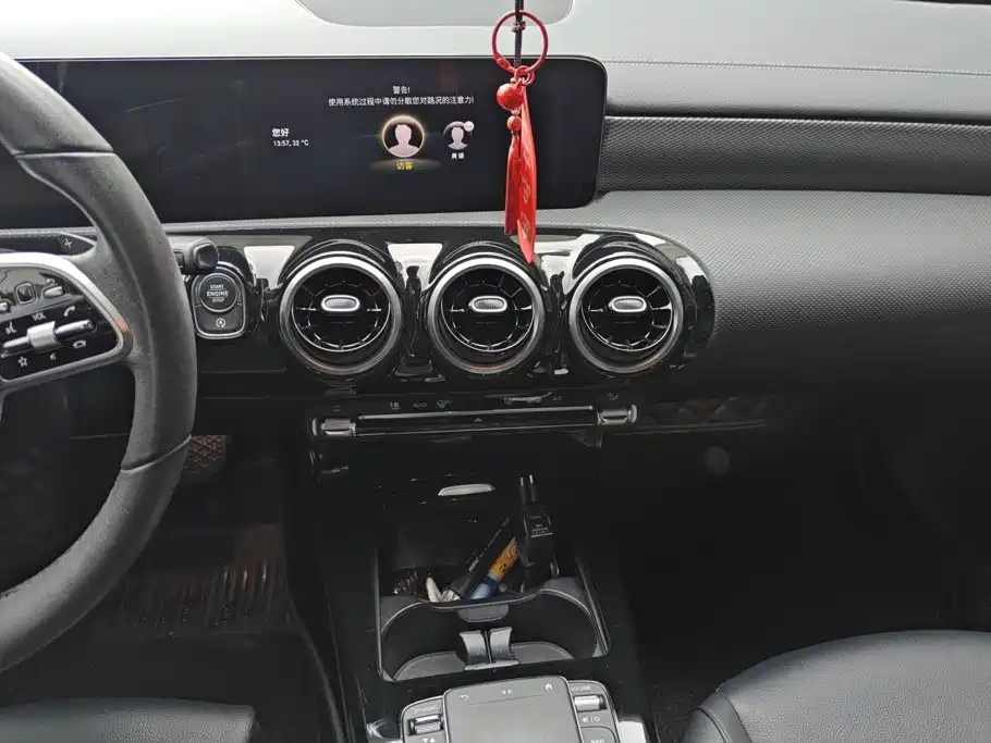 Mercedes-Benz A-Class — миниатюра 13