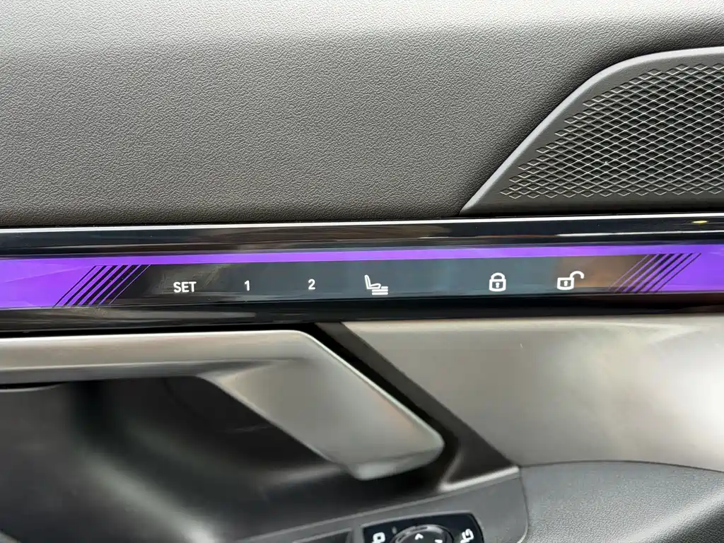 BMW i5 — миниатюра 14