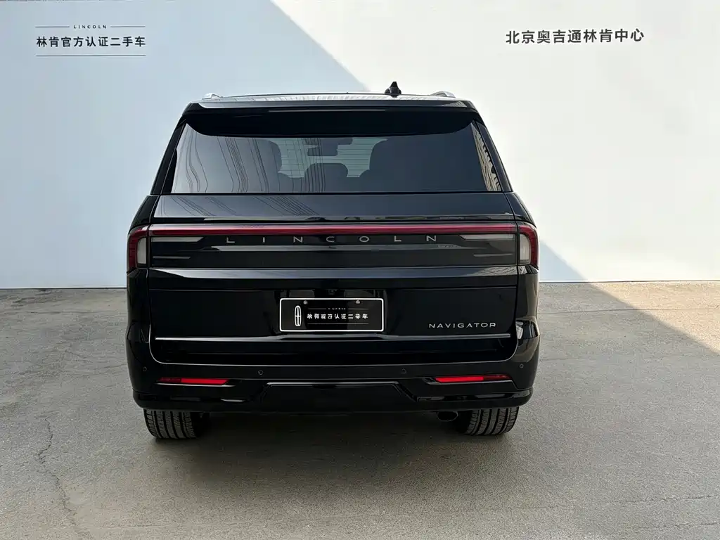 Lincoln Navigator — миниатюра 4