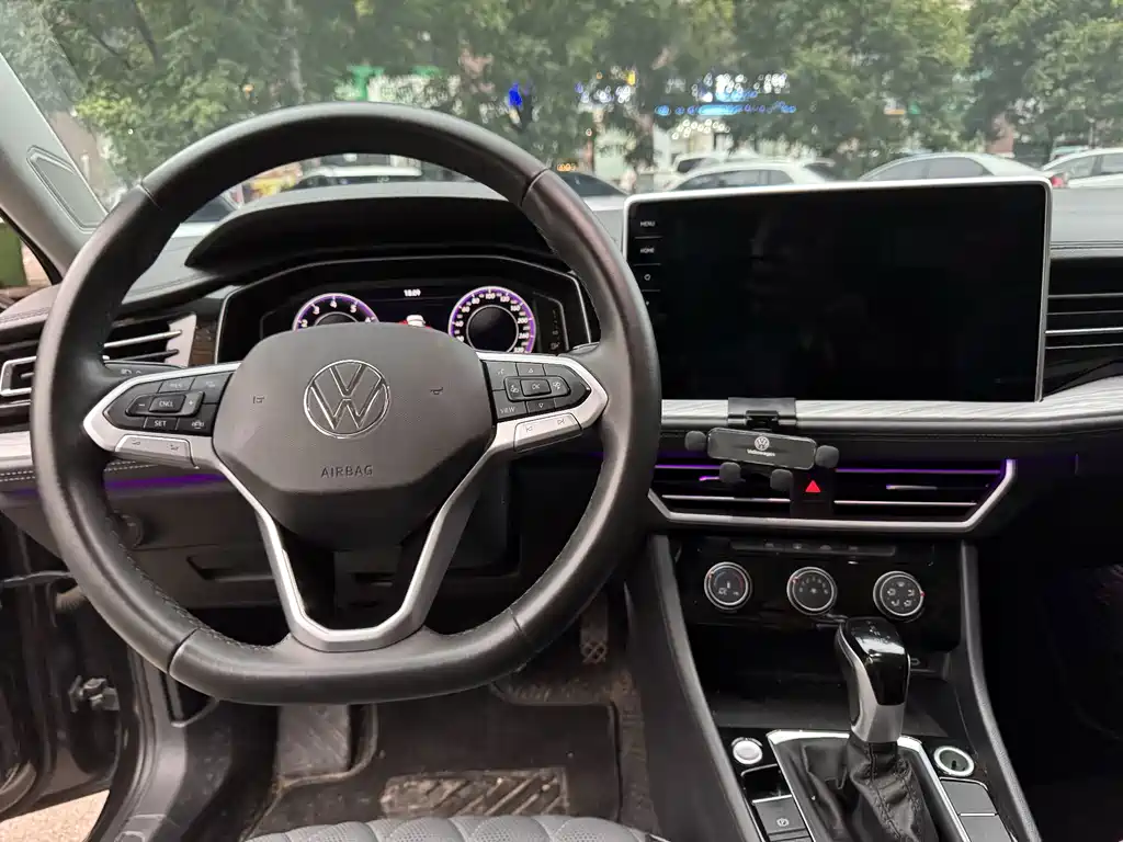 Volkswagen Sagitar — миниатюра 3