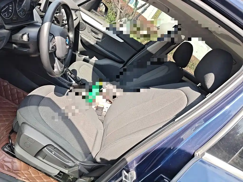 BMW 2 Series Active Tourer — миниатюра 11