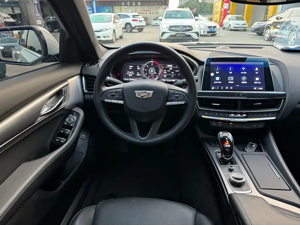 Cadillac CT5 — миниатюра 7