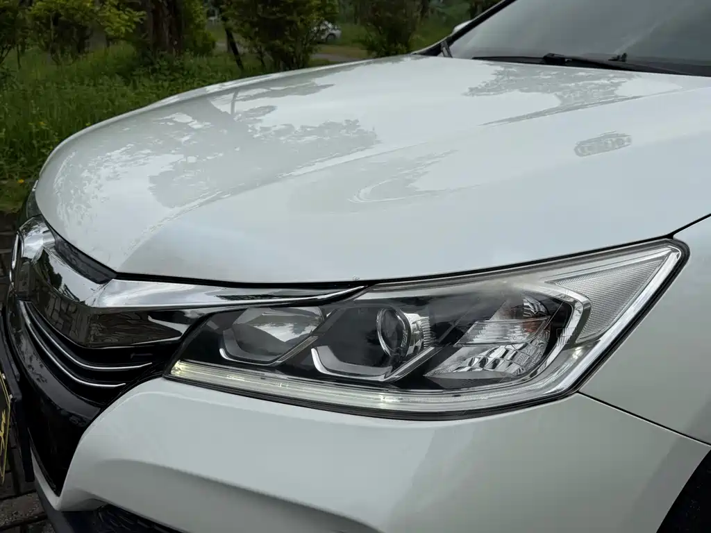 Honda Accord — миниатюра 16