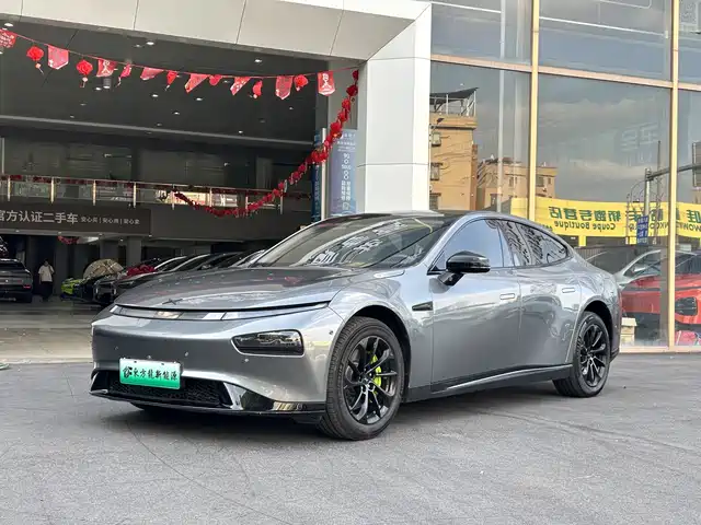 XPeng P7