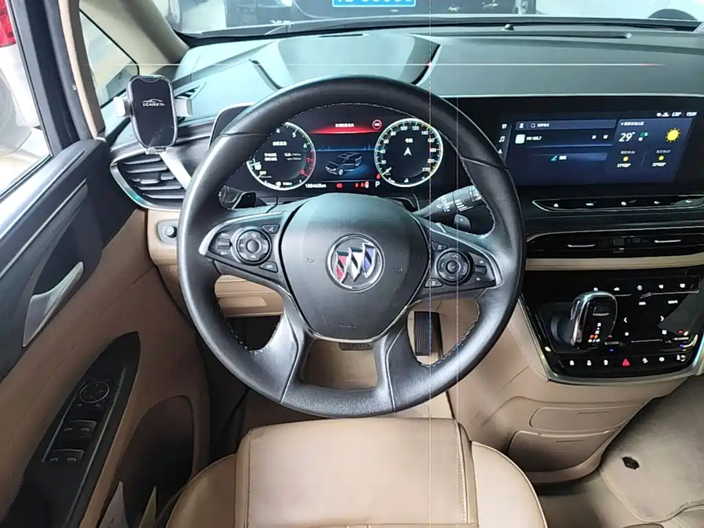 Buick GL8 — миниатюра 11
