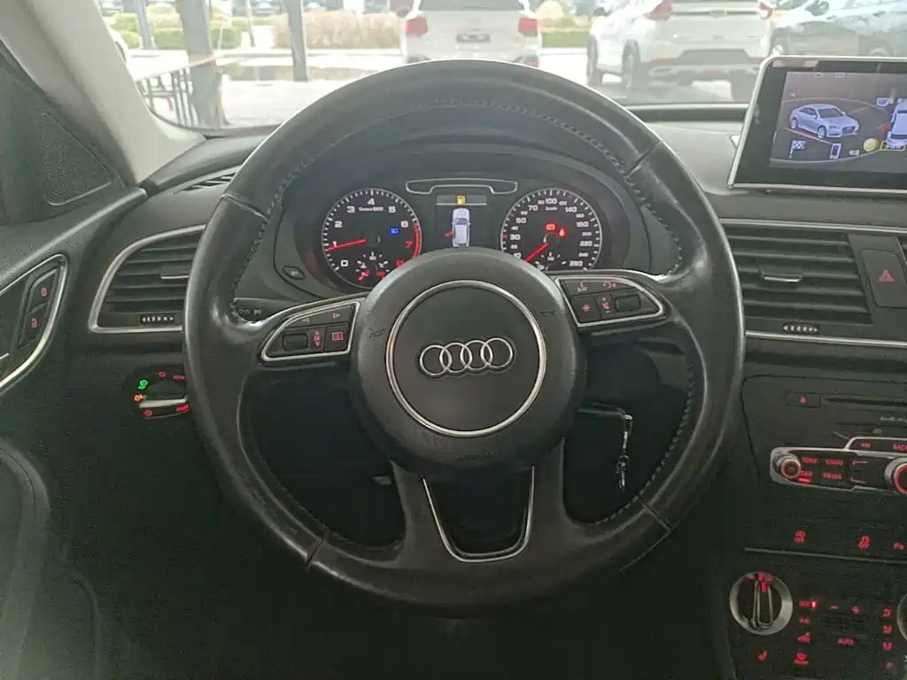 Audi Q3 — миниатюра 11