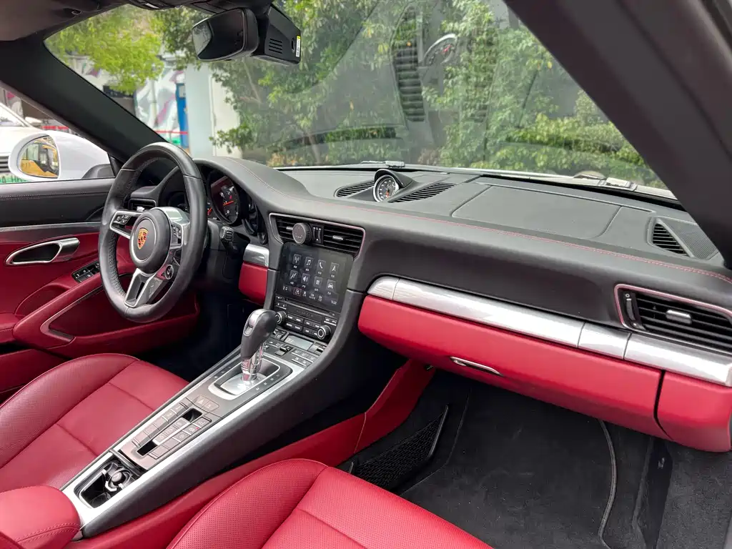 Porsche 911 — миниатюра 12