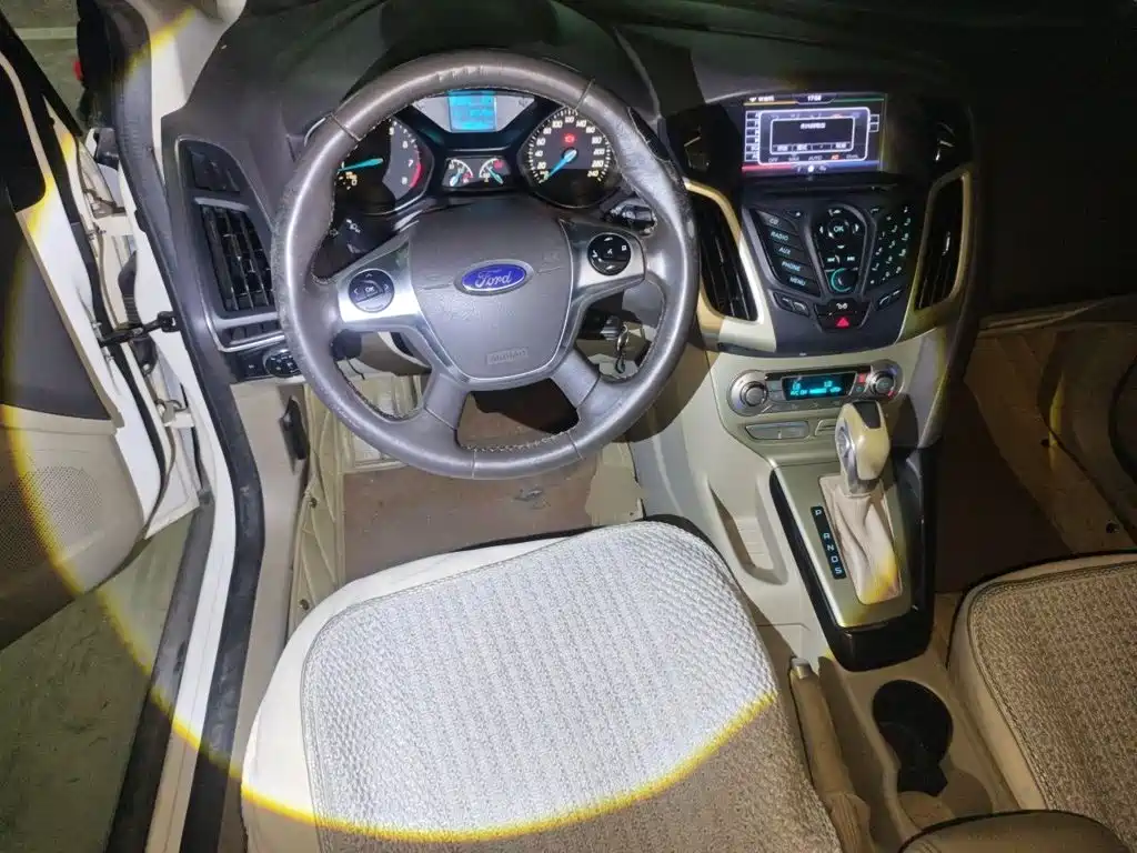 Ford Focus — миниатюра 13