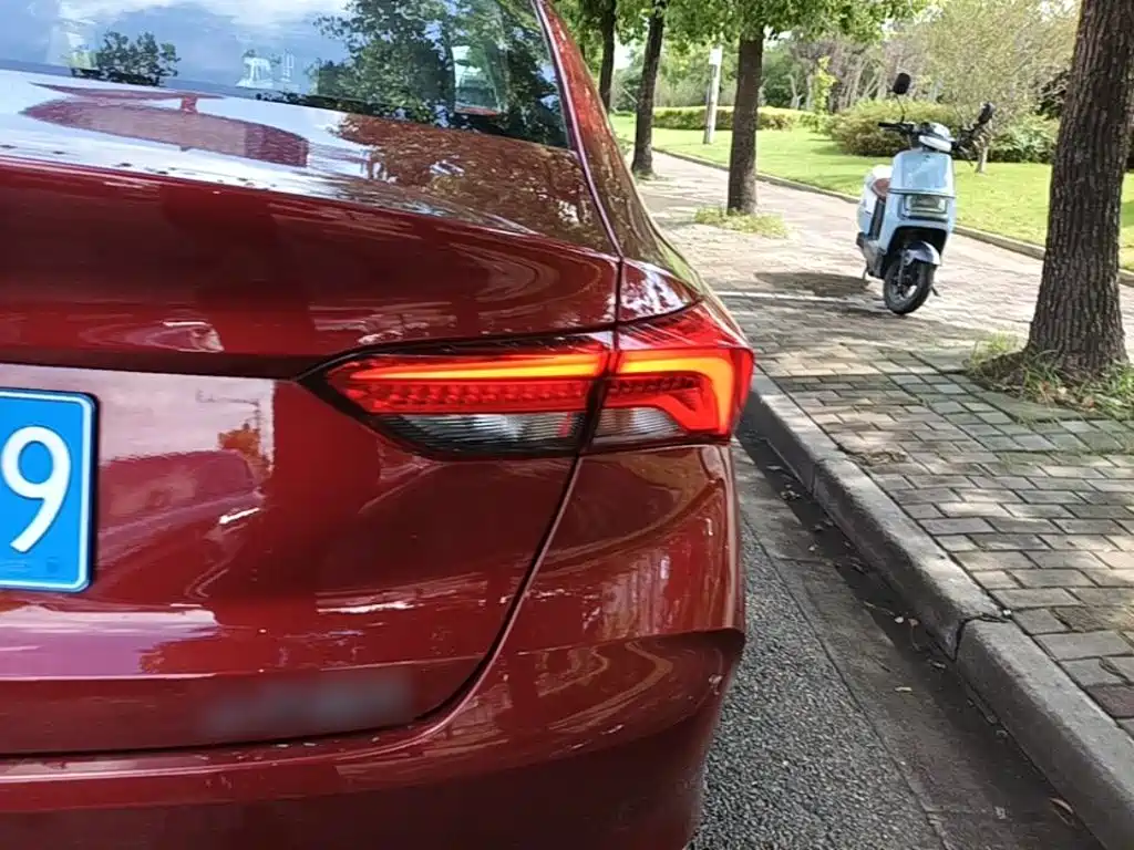Buick Verano — миниатюра 8