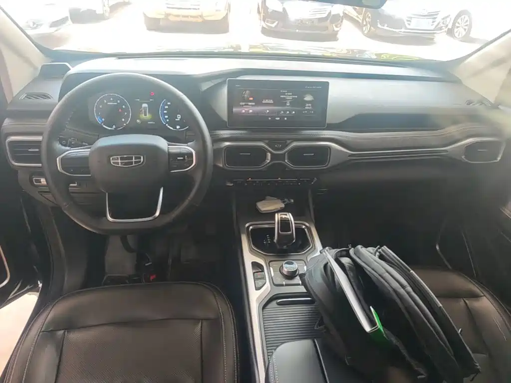Geely Haoyue — миниатюра 10