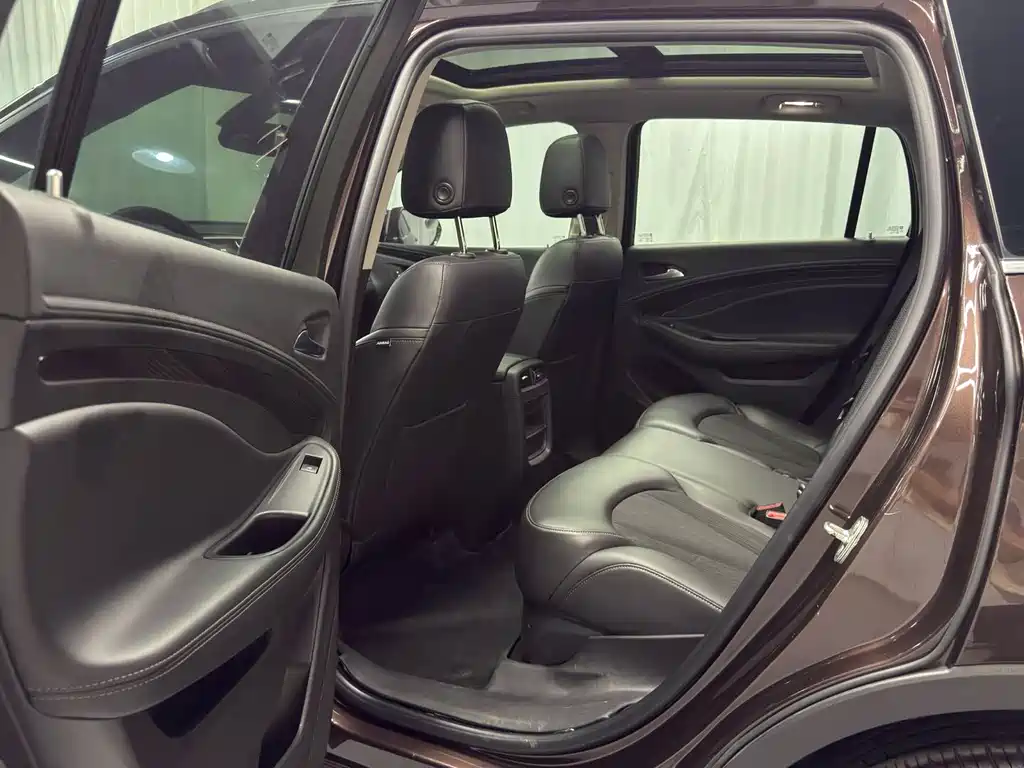 Buick Envision Plus — миниатюра 12