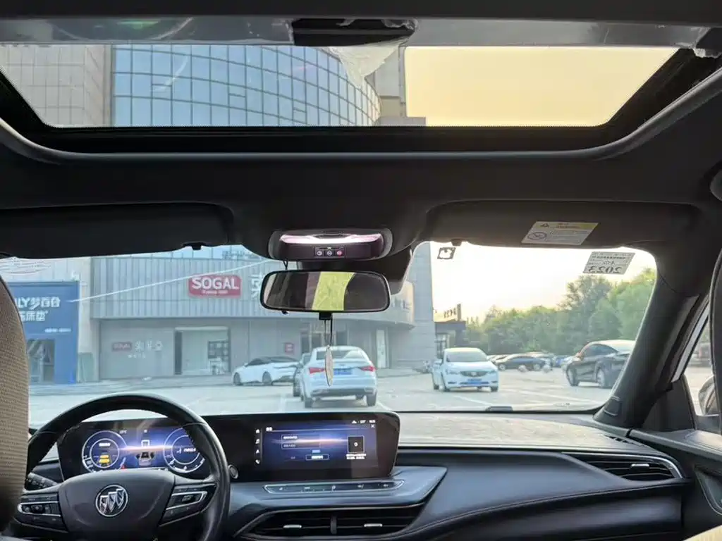 Buick Verano — миниатюра 15