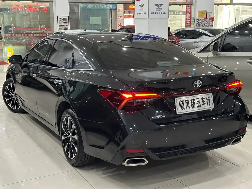 Toyota Avalon 2022 2.0L Luxury